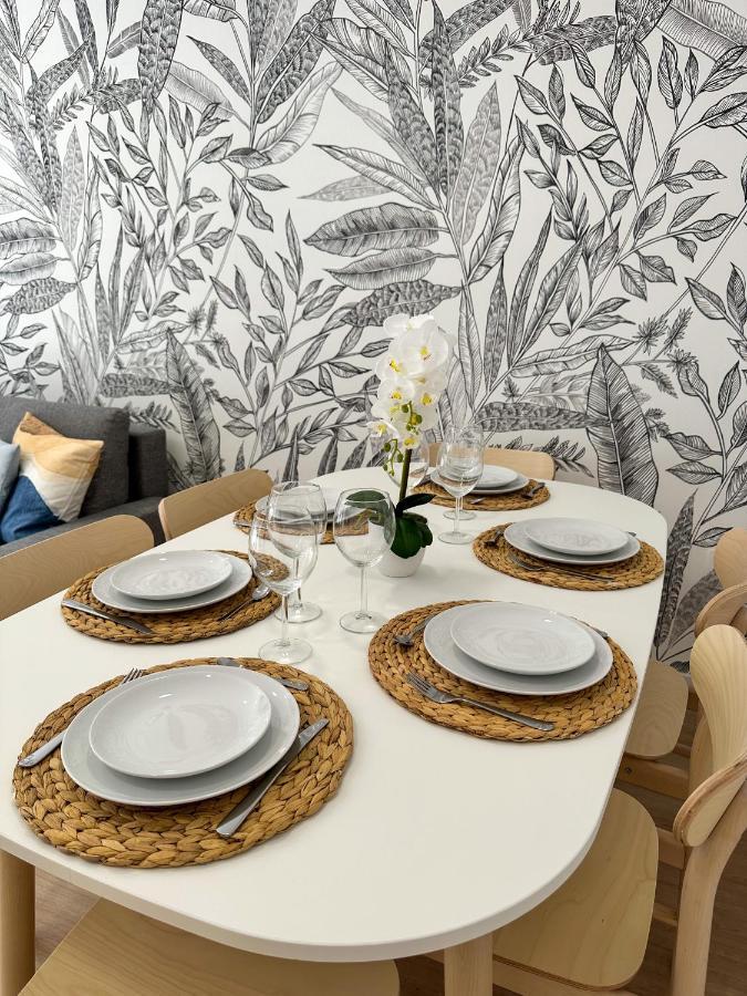 Holidays2Malaga Lebrija 3 Bedroom & Terrace & Parking & Smart Tv Málaga Exterior foto
